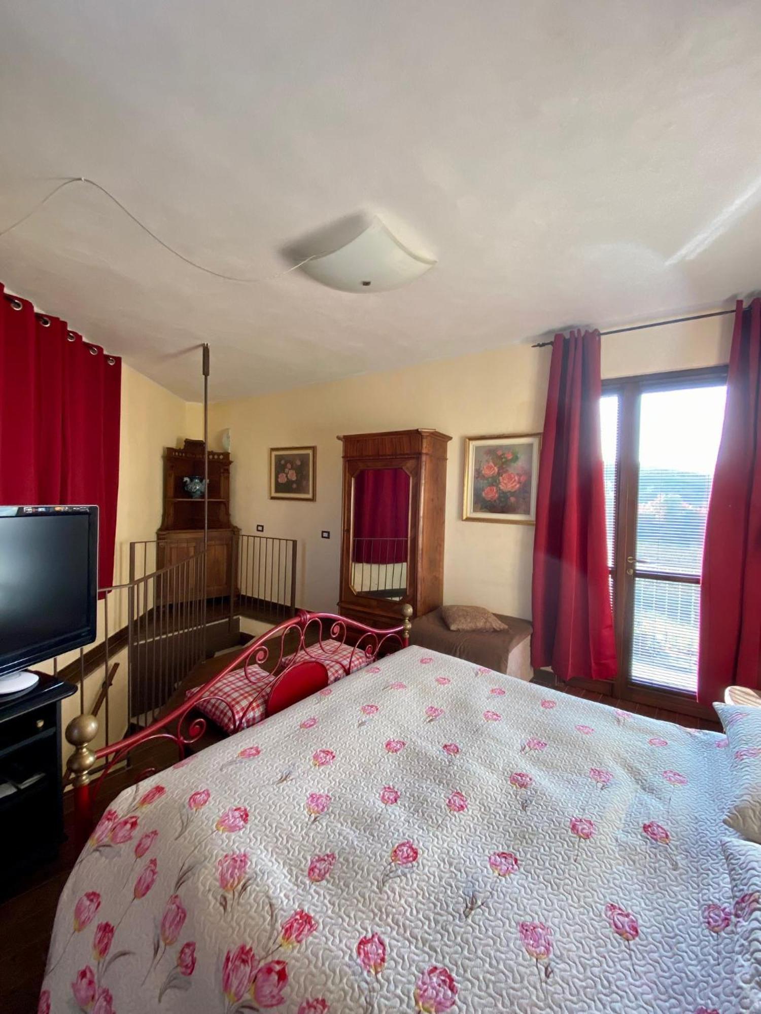 Residence Delle Rose Бароло Екстериор снимка